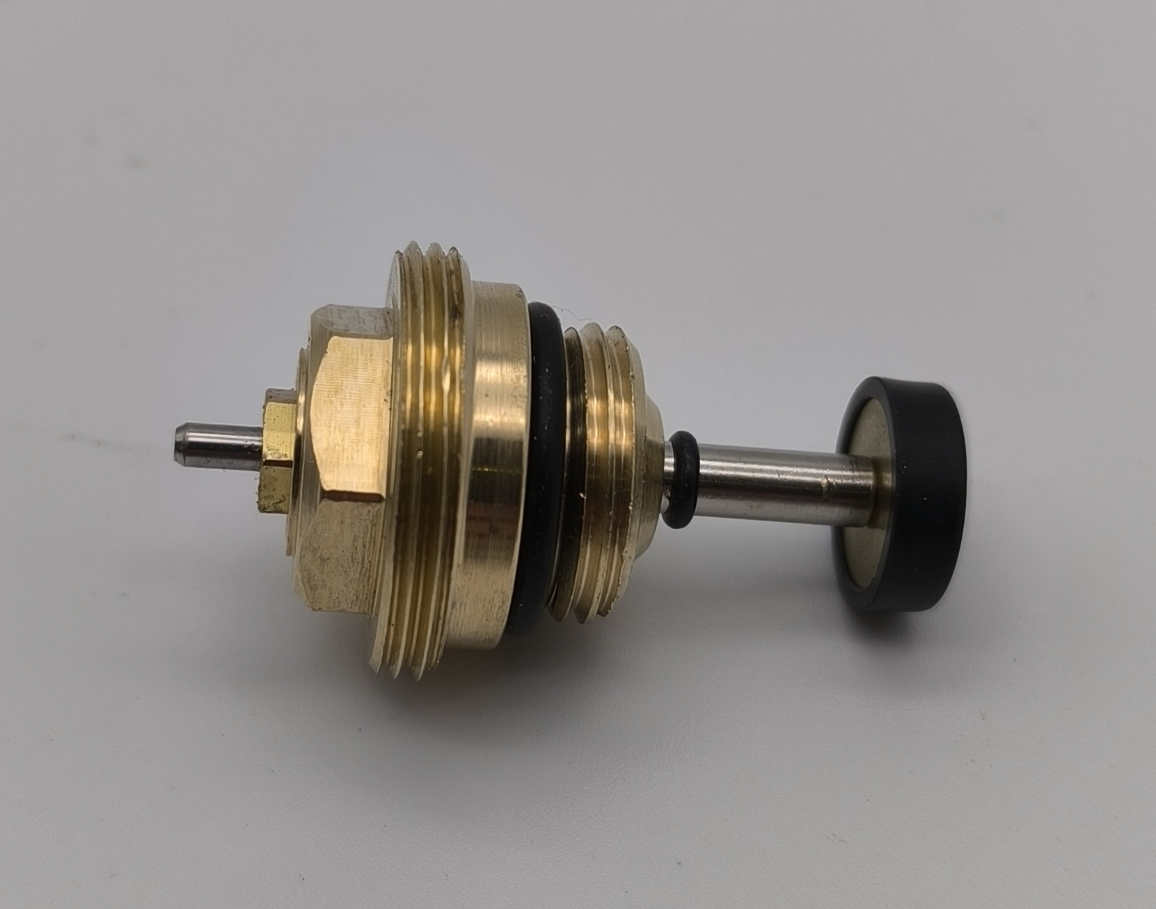 Ventileinsatz für Ivar Top-Integral-Messingverteiler ab BJ 2009